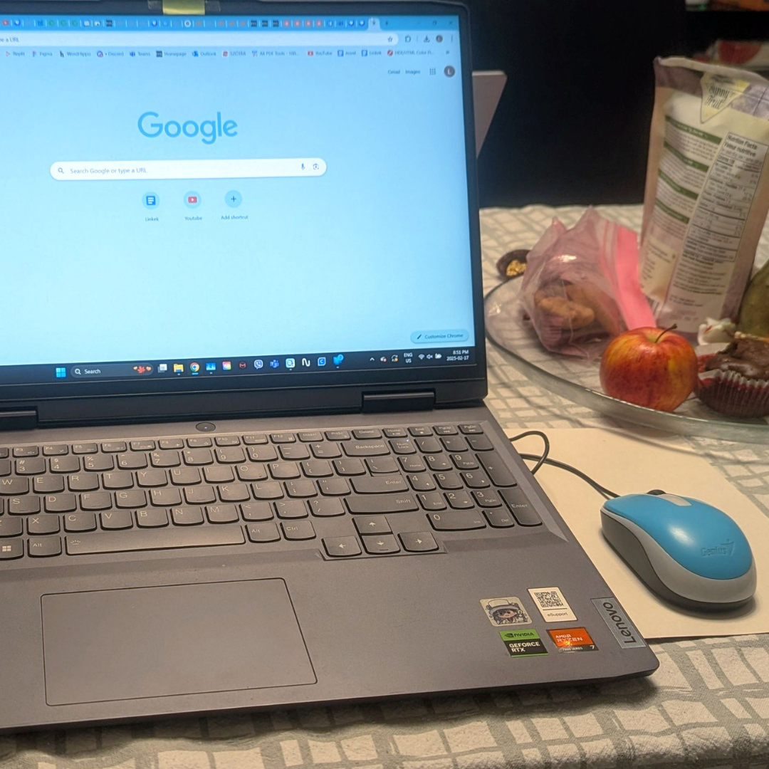 This sound is one I hear quite a lot since I use my mouse a lot—like, a lot—so I wanted to include it as another sound I get used to. <br><audio controls src='audio/Mouseclick_01.mp3'></audio>